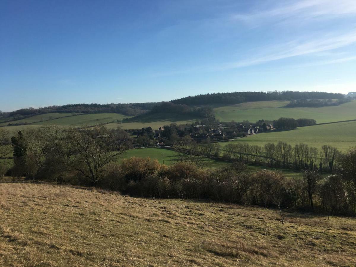 5 Charlton Mill Way B&B Chichester Dış mekan fotoğraf